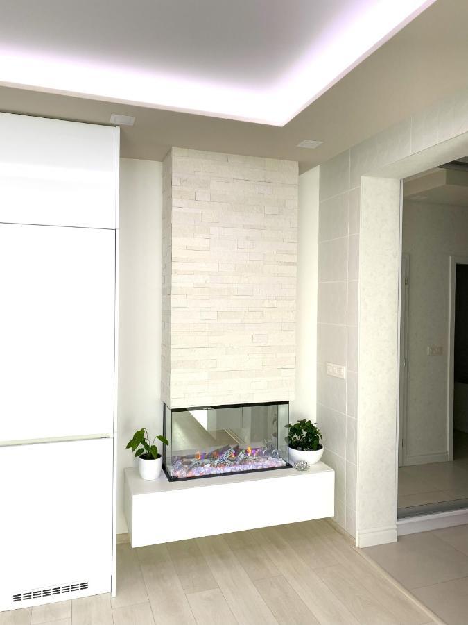 Die Eleganz - Apartment Near The City Center With Free Parking Bratislava Dış mekan fotoğraf