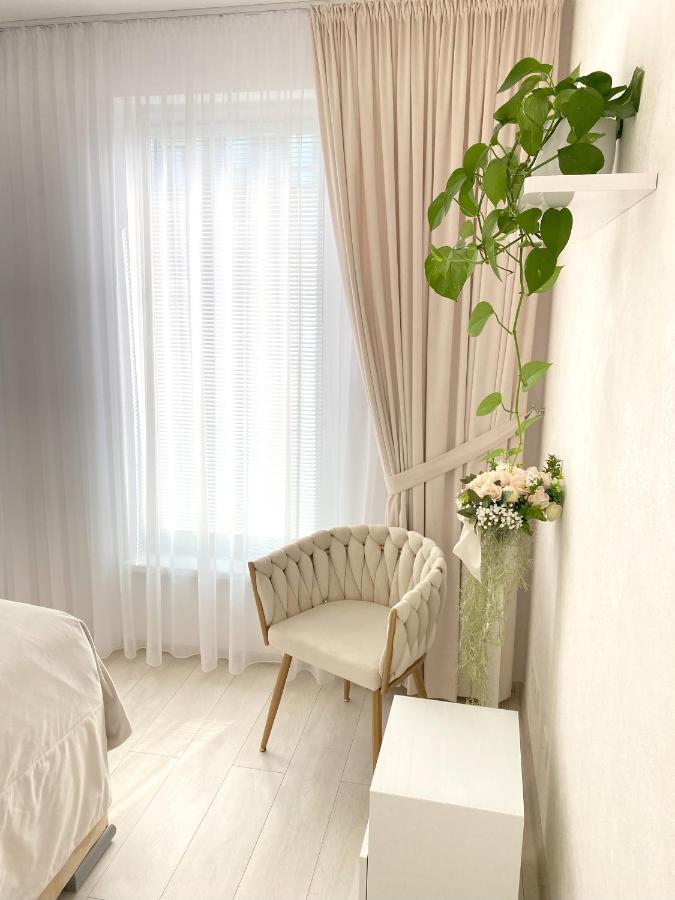 Die Eleganz - Apartment Near The City Center With Free Parking Bratislava Dış mekan fotoğraf